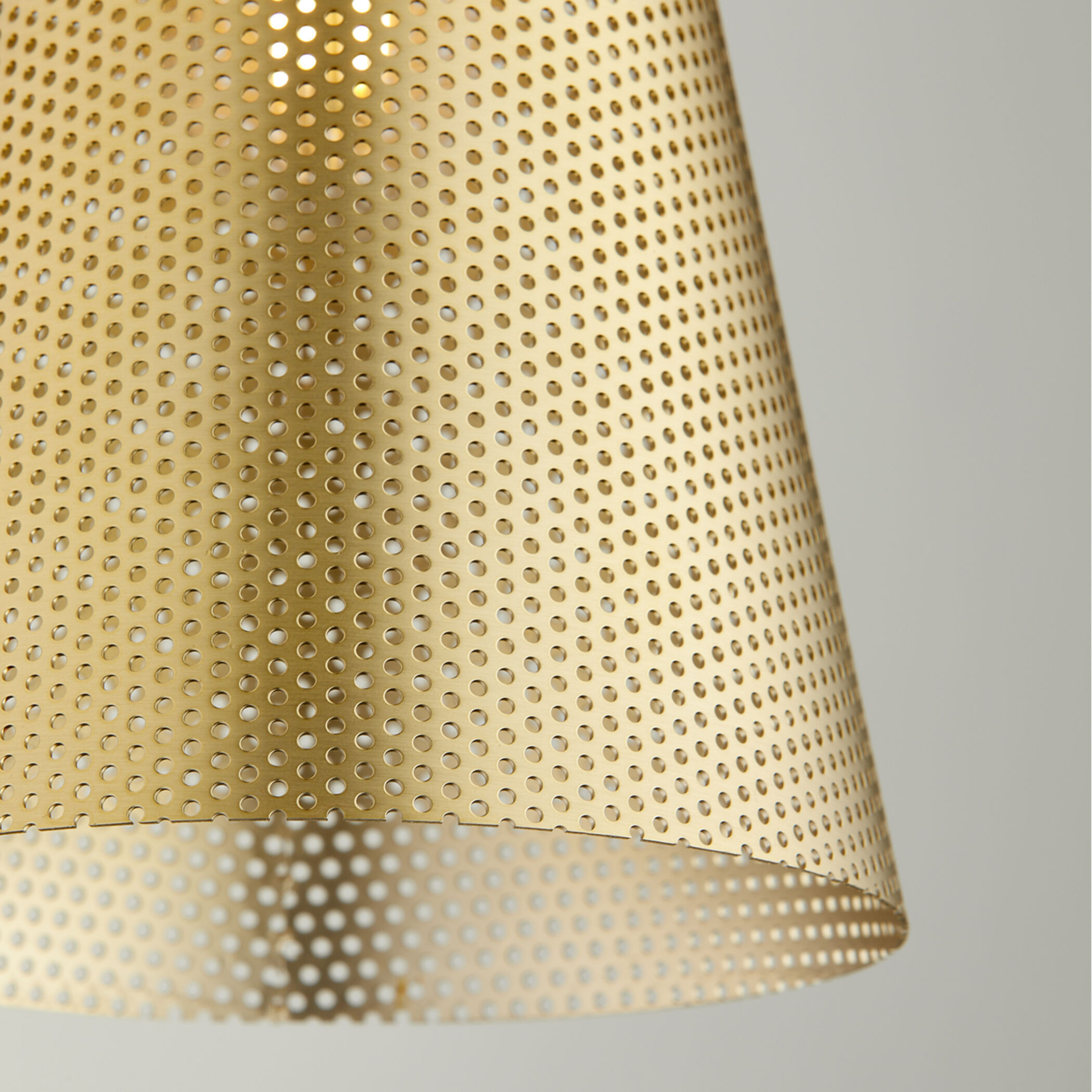 ファッションの 1316-80 Quorum Mesh Pendant Brass Aged inch 6 Light 1 Cone パーツ